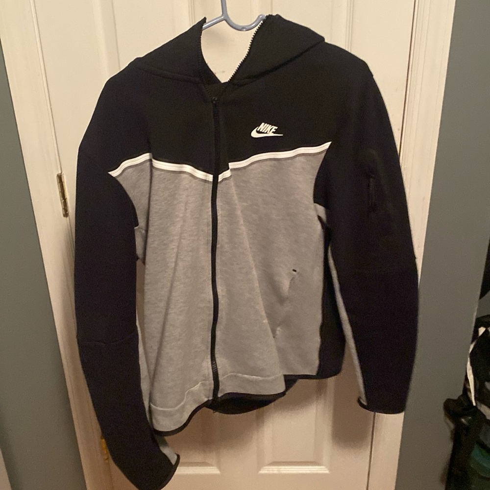 Men's nike tech (Bleach stains)